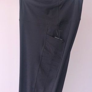 Ladies athletic leggings